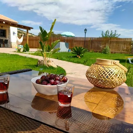 Valle De La Rosa Holiday home *